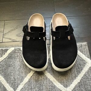 Birkenstock Papillio Boston Platform Black Suede Mules - sz 38